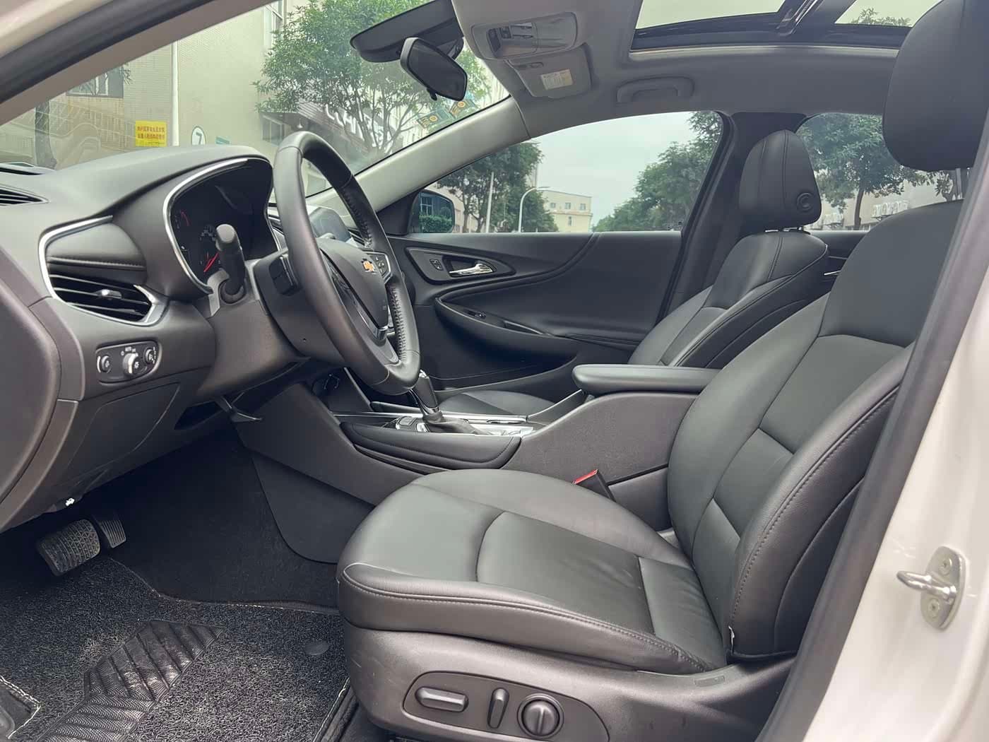 2019 Chevrolet Malibu XL White, 55,000 km, China export – photo 7