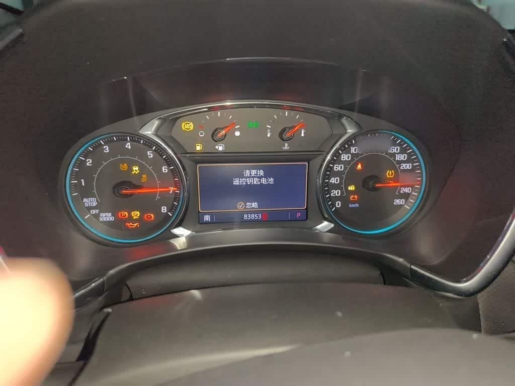 2018 Chevrolet Equinox White, 83,900 km, China export – photo 4
