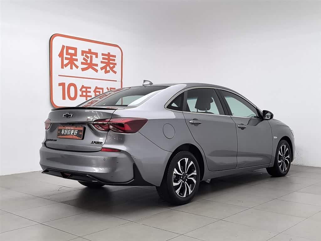 2019 Chevrolet Monza 银灰色, 44,700 km, China export – photo 2