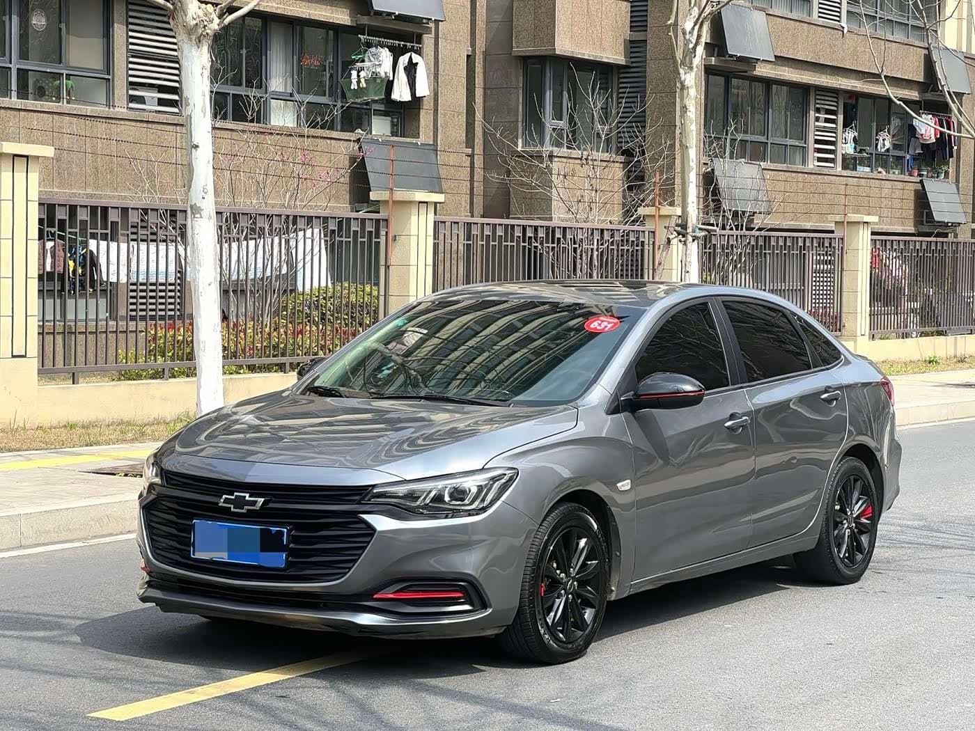 2019 Chevrolet Monza 银灰色, 50,000 km, China export – photo 1