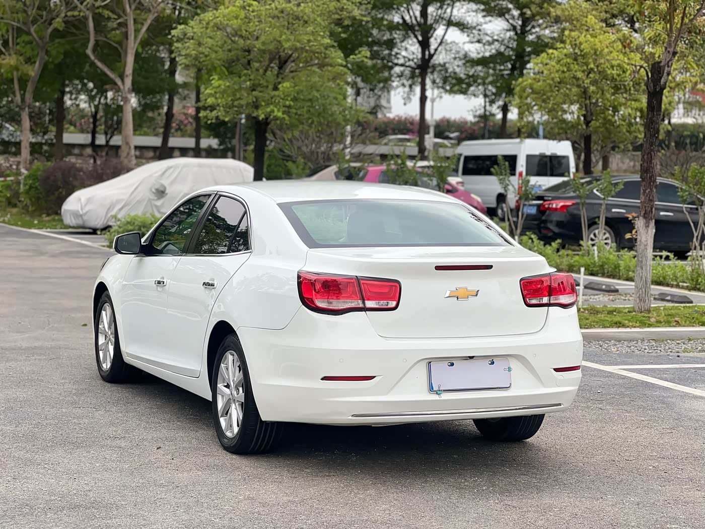 2017 Chevrolet Malibu White, 79,000 km, China export – photo 4