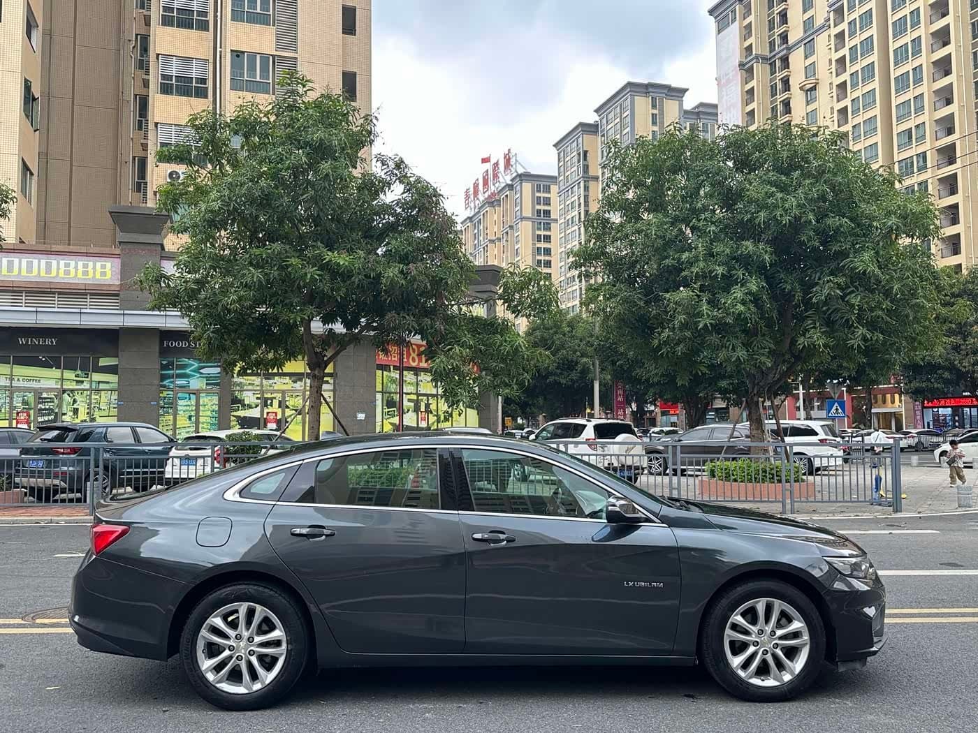 2017 Chevrolet Malibu XL 银灰色, 103,000 km, China export – photo 5