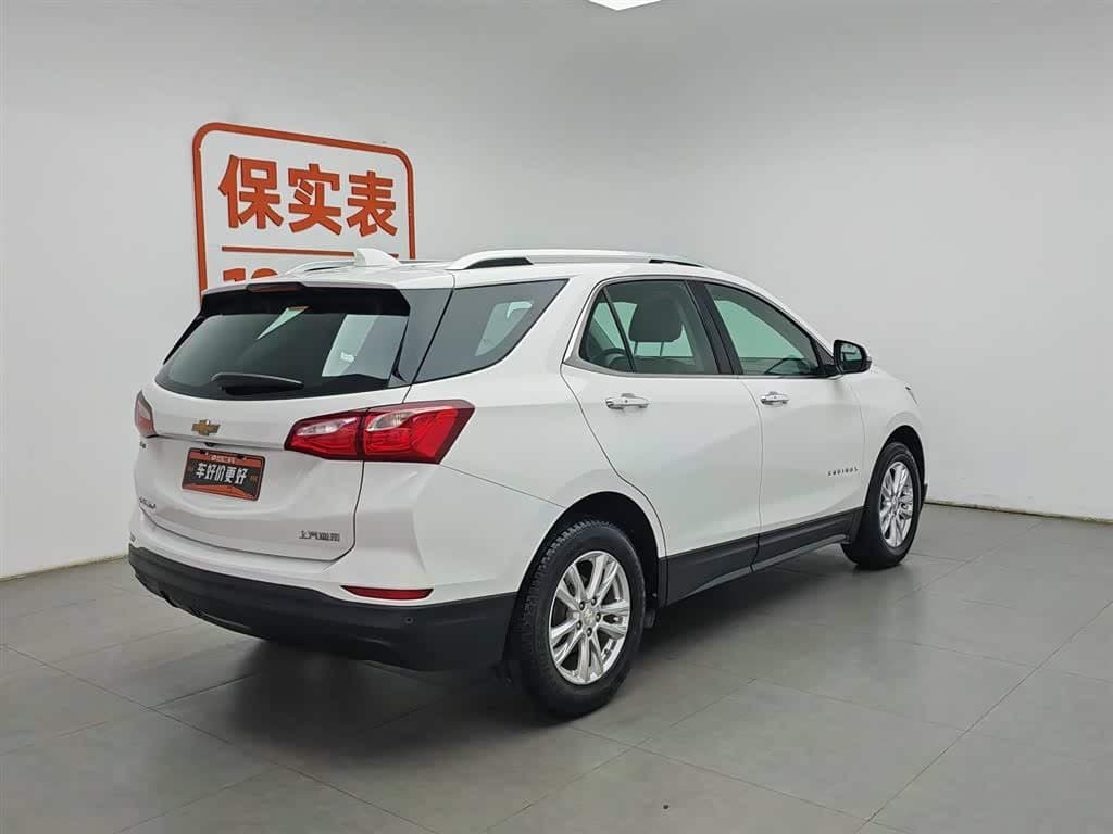 2017 Chevrolet Equinox White, 162,100 km, China export – photo 2