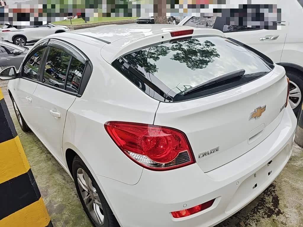2015 Chevrolet Cruze White, 94,300 km, China export – photo 5