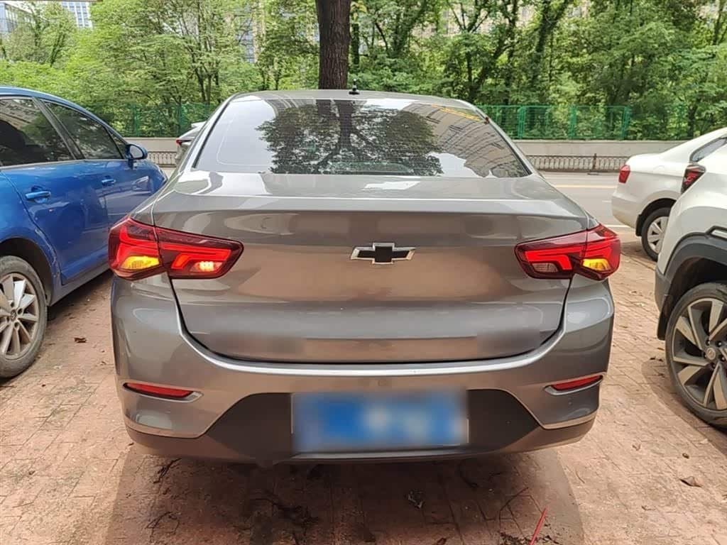 2020 Chevrolet Cavalier 银灰色, 26,900 km, China export – photo 6
