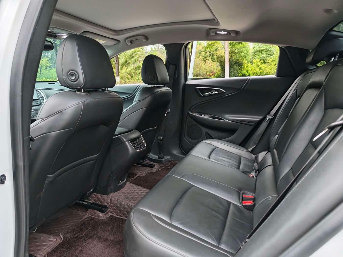 2020 Chevrolet Malibu XL White, 54,000 km, China export – photo 6