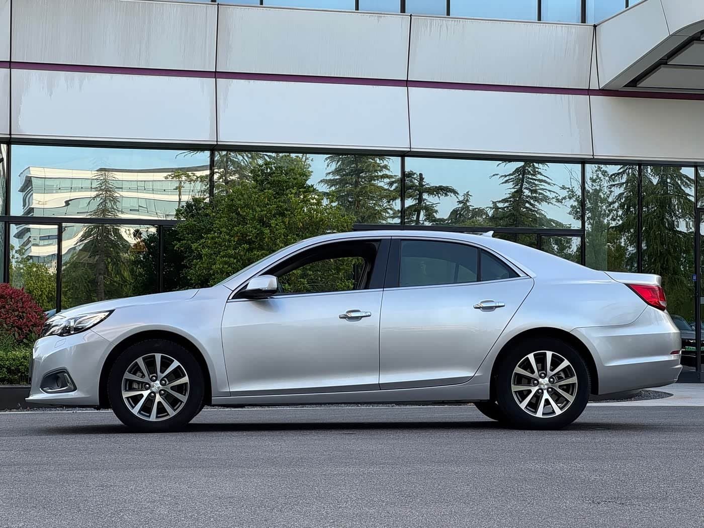 2015 Chevrolet Malibu 银灰色, 74,000 km, China export – photo 5