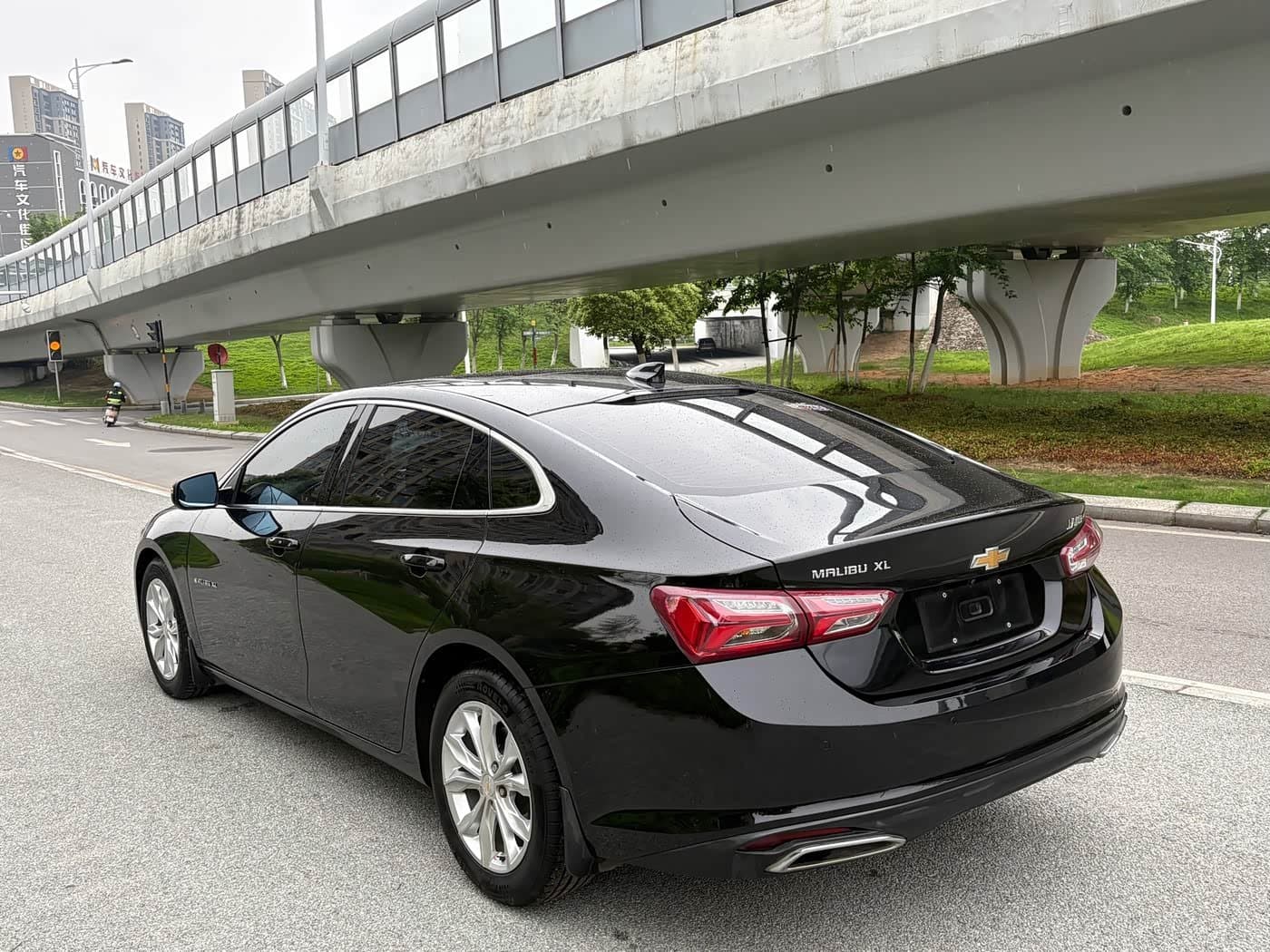 2021 Chevrolet Malibu XL Black, 44,000 km, China export – photo 5