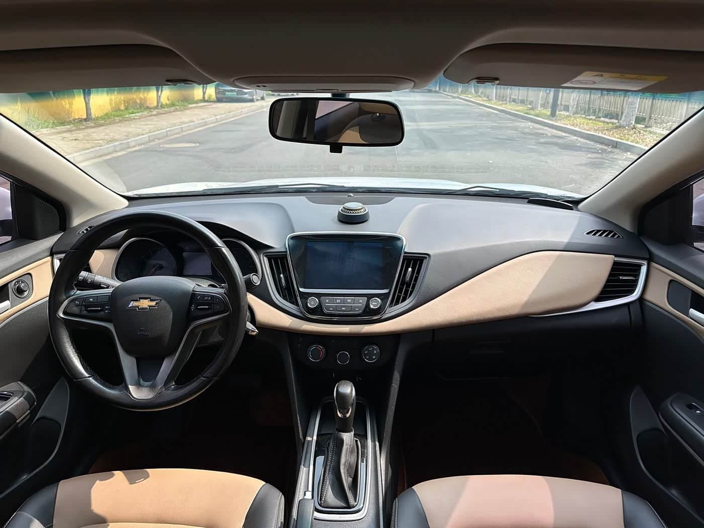 2021 Chevrolet Monza White, 63,000 km, China export – photo 6