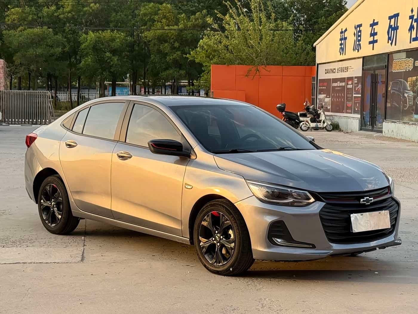 2020 Chevrolet Cavalier 银灰色, 87,000 km, China export – photo 4