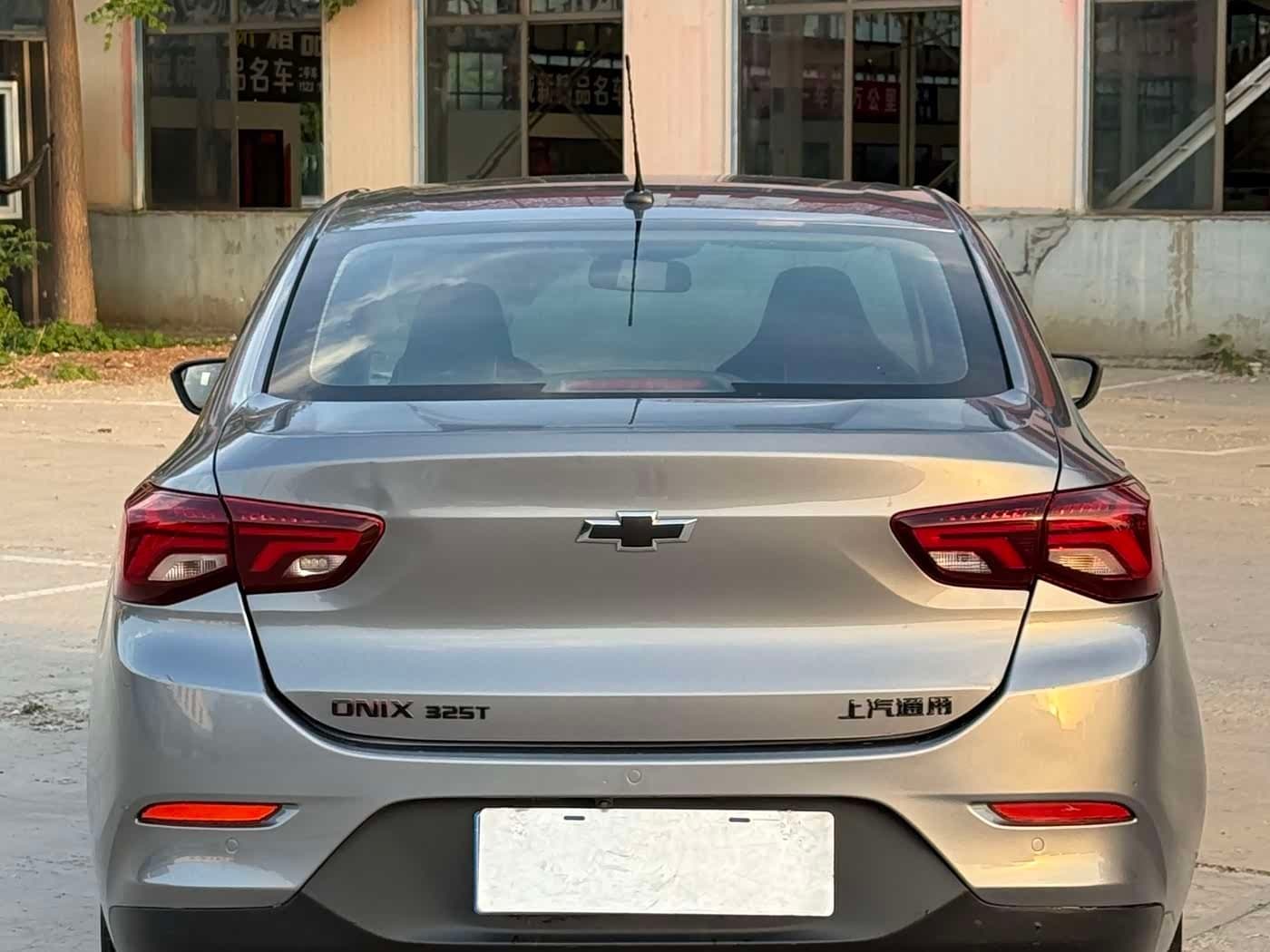 2020 Chevrolet Cavalier 银灰色, 87,000 km, China export – photo 5