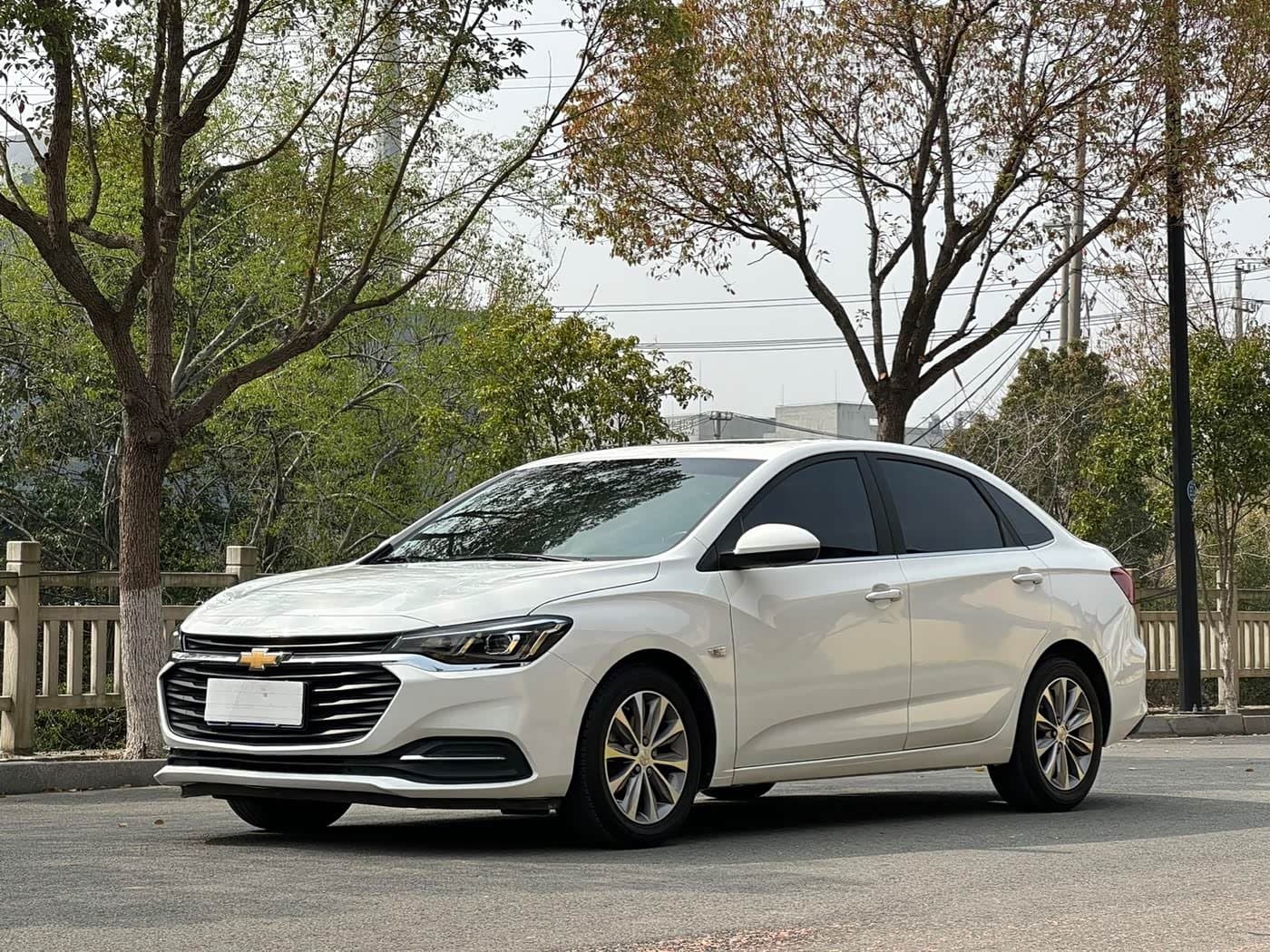 2021 Chevrolet Monza White, 63,000 km, China export – photo 1