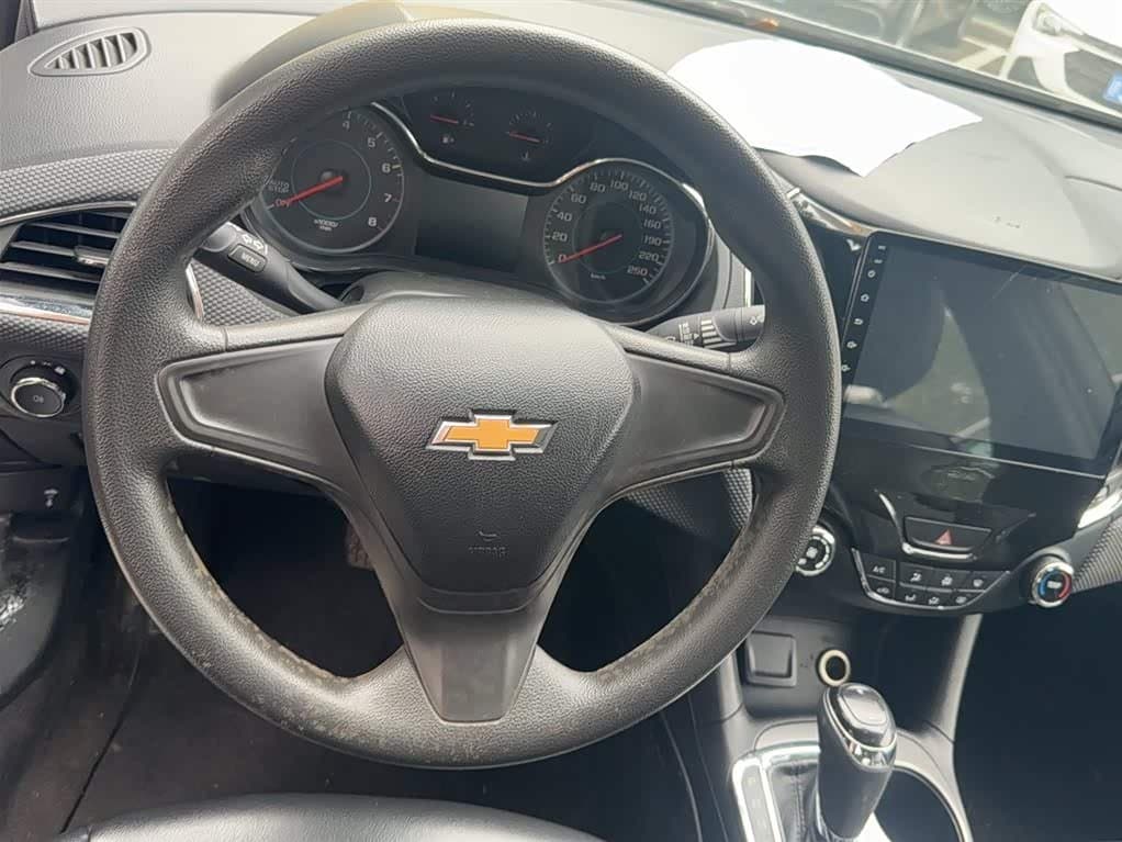 2017 Chevrolet Cruze White, 109,800 km, China export – photo 4