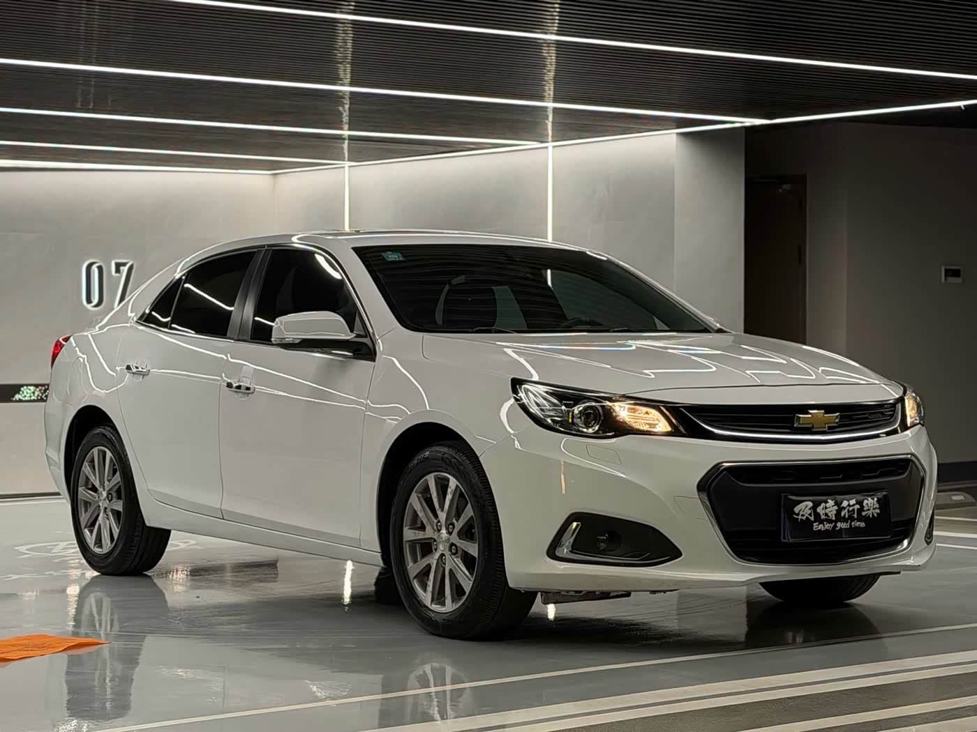 2017 Chevrolet Malibu White, 57,000 km, China export – photo 3