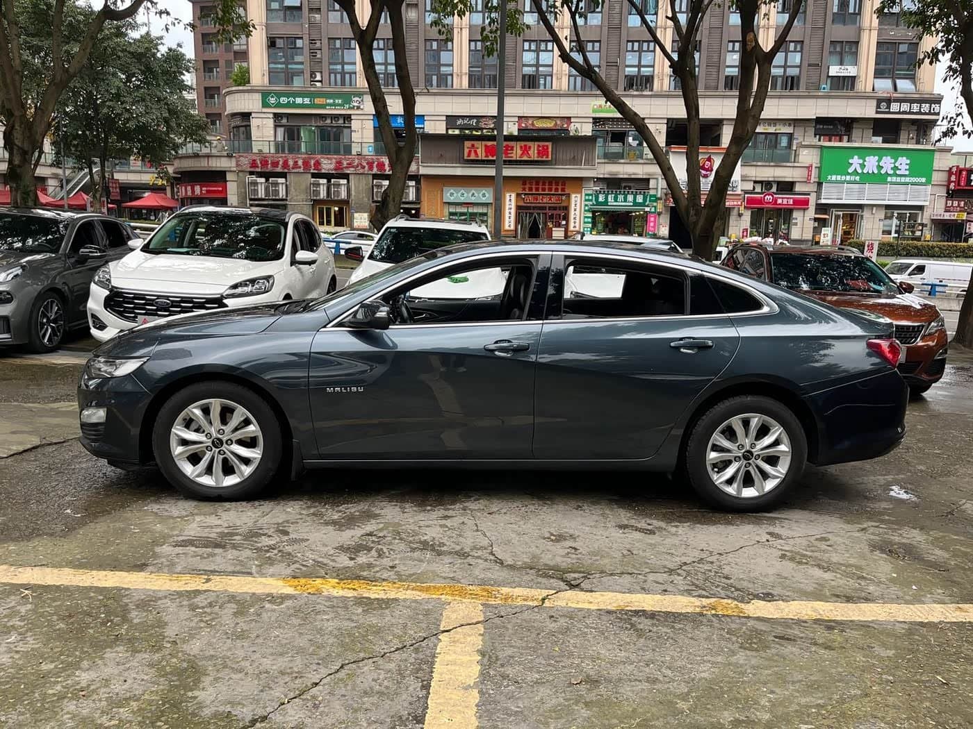 2019 Chevrolet Malibu XL 银灰色, 70,000 km, China export – photo 4