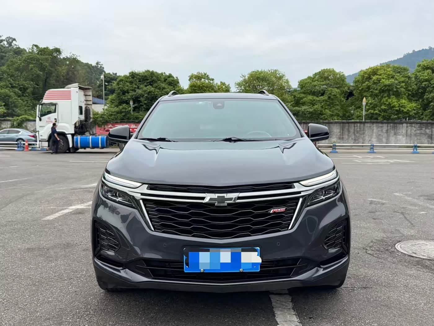 2021 Chevrolet Equinox 银灰色, 59,000 km, China export – photo 2