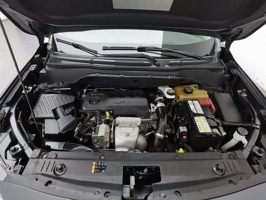 2020 Chevrolet Volando 银灰色, 46,200 km, China export – photo 6