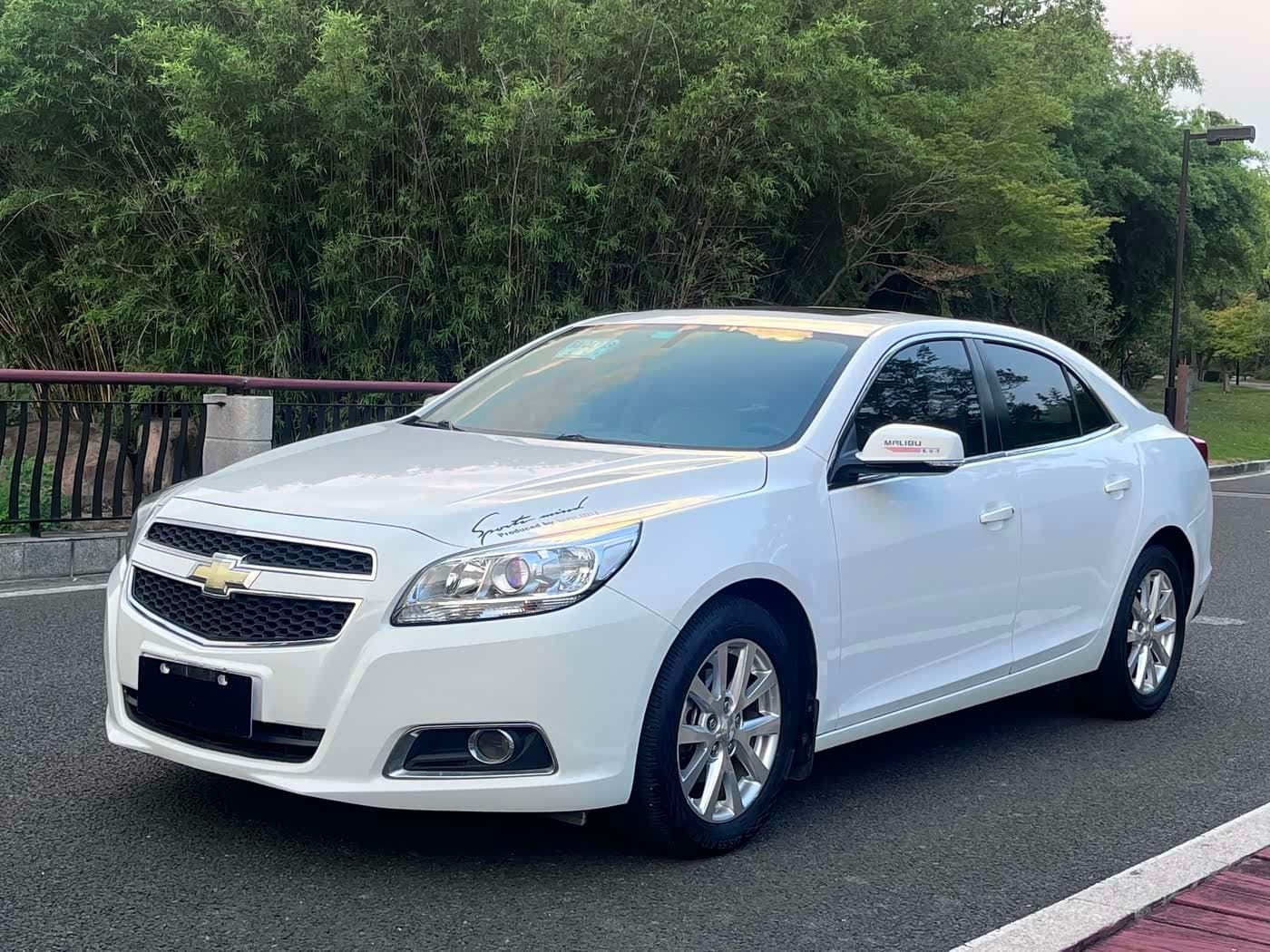 2013 Chevrolet Malibu White, 92,000 km, China export – photo 1