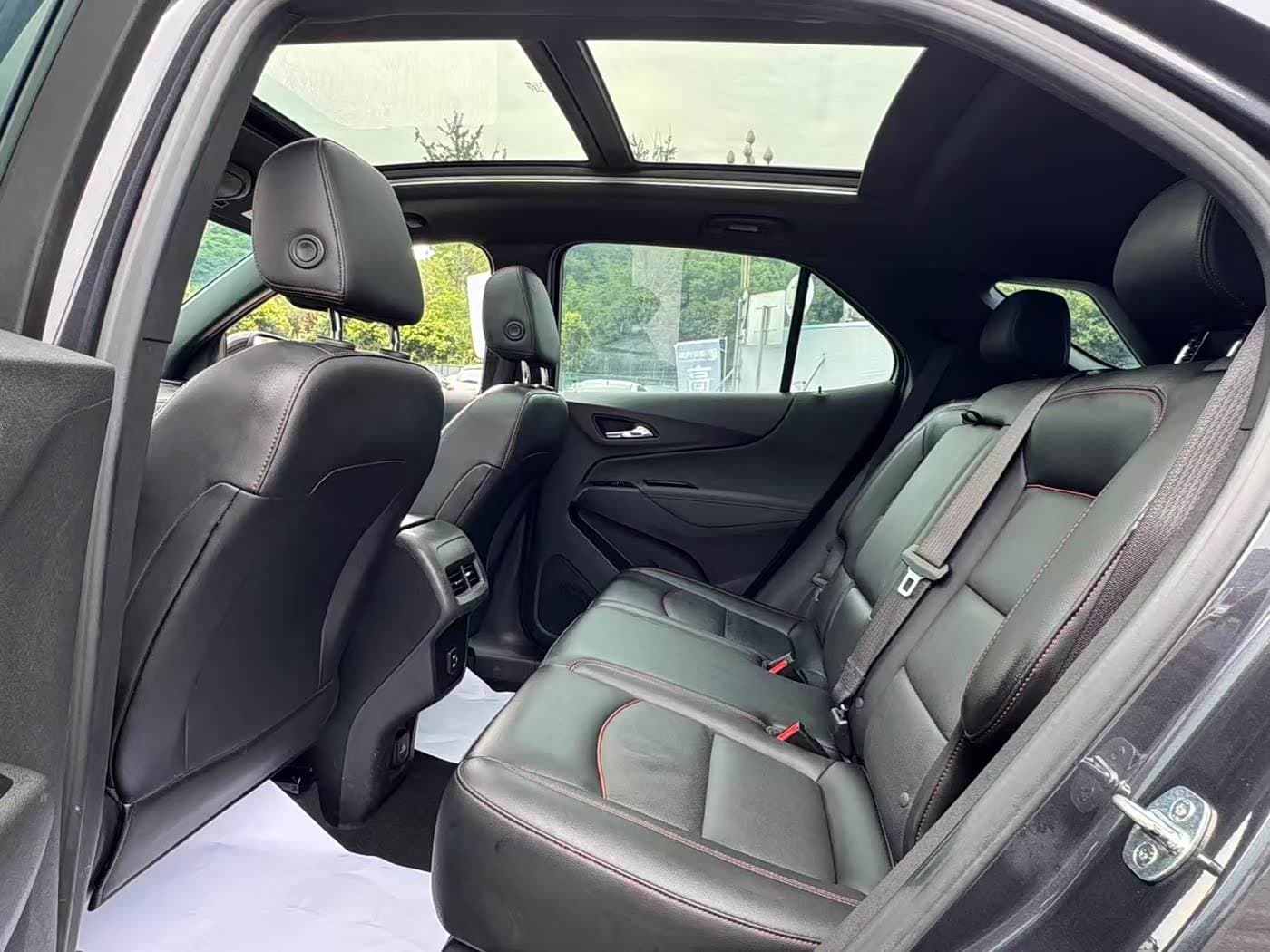 2021 Chevrolet Equinox 银灰色, 59,000 km, China export – photo 6