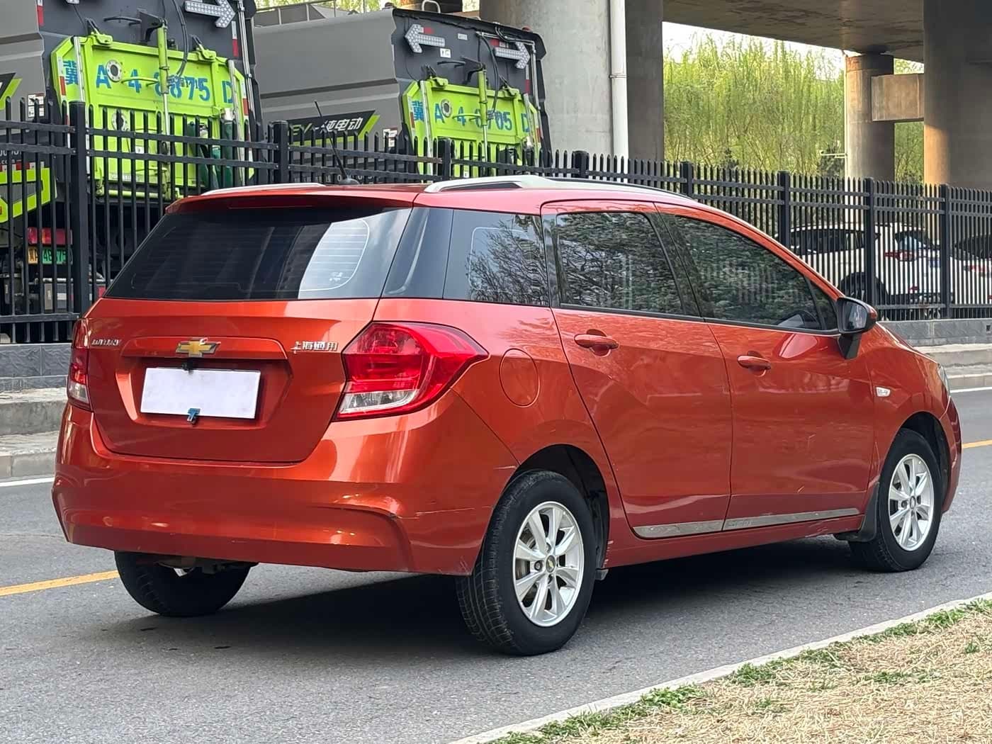 2015 Chevrolet Lova RV Yellow, 70,000 km, China export – photo 6