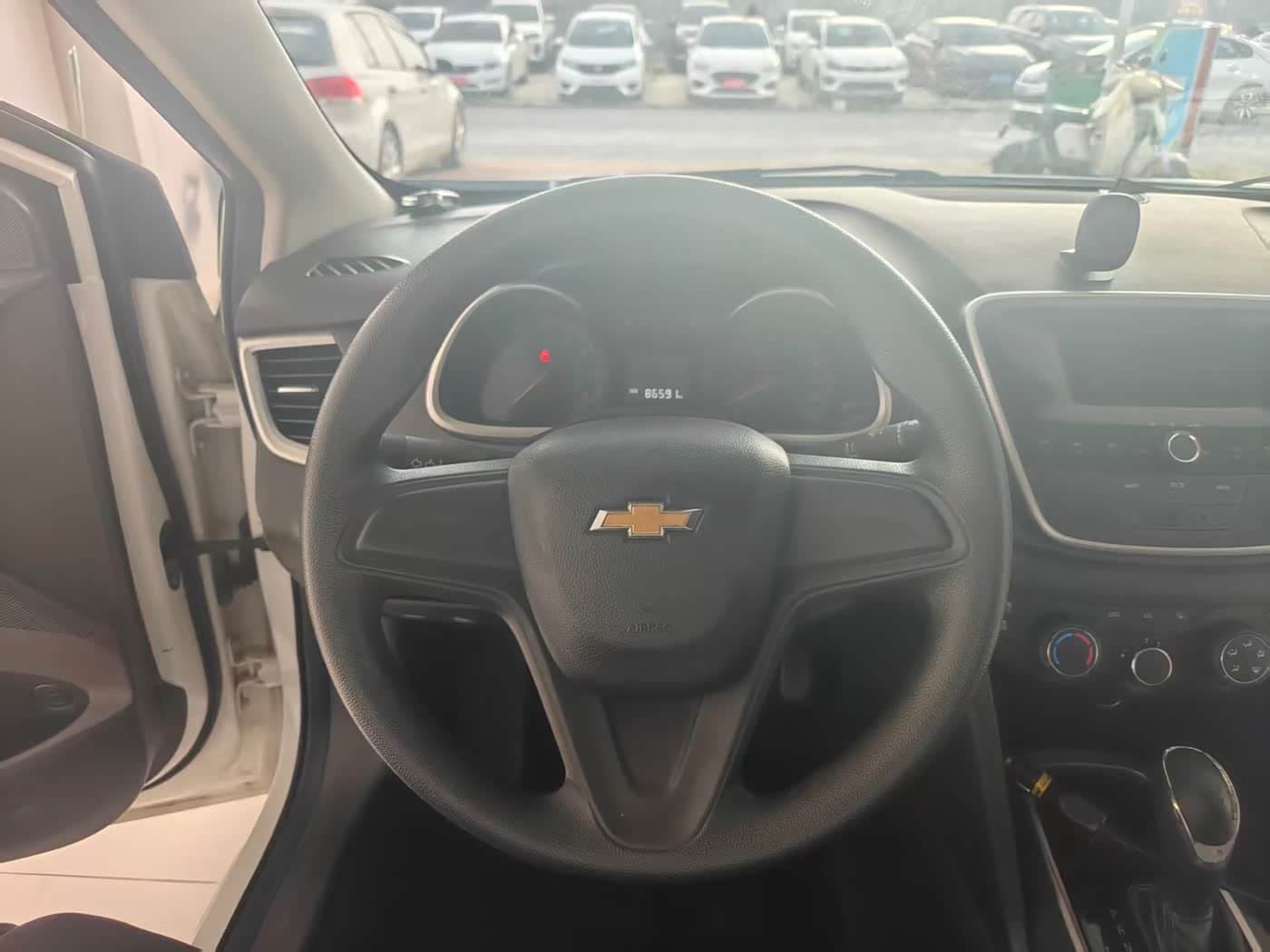 2016 Chevrolet Cavalier White, 86,000 km, China export – photo 7