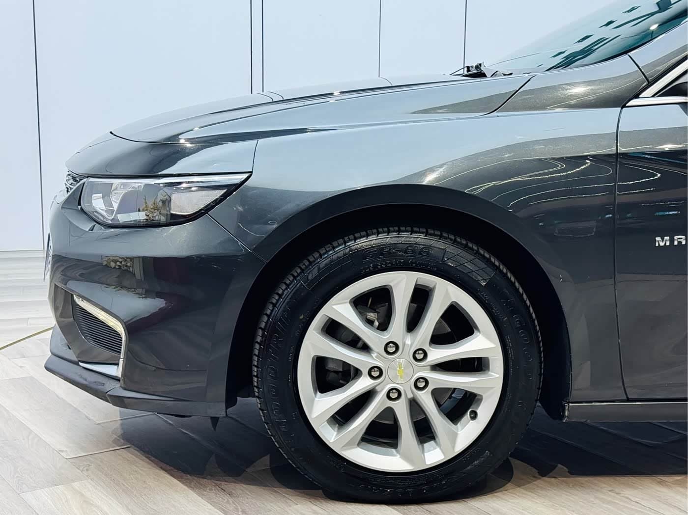 2016 Chevrolet Malibu XL 银灰色, 69,000 km, China export – photo 4