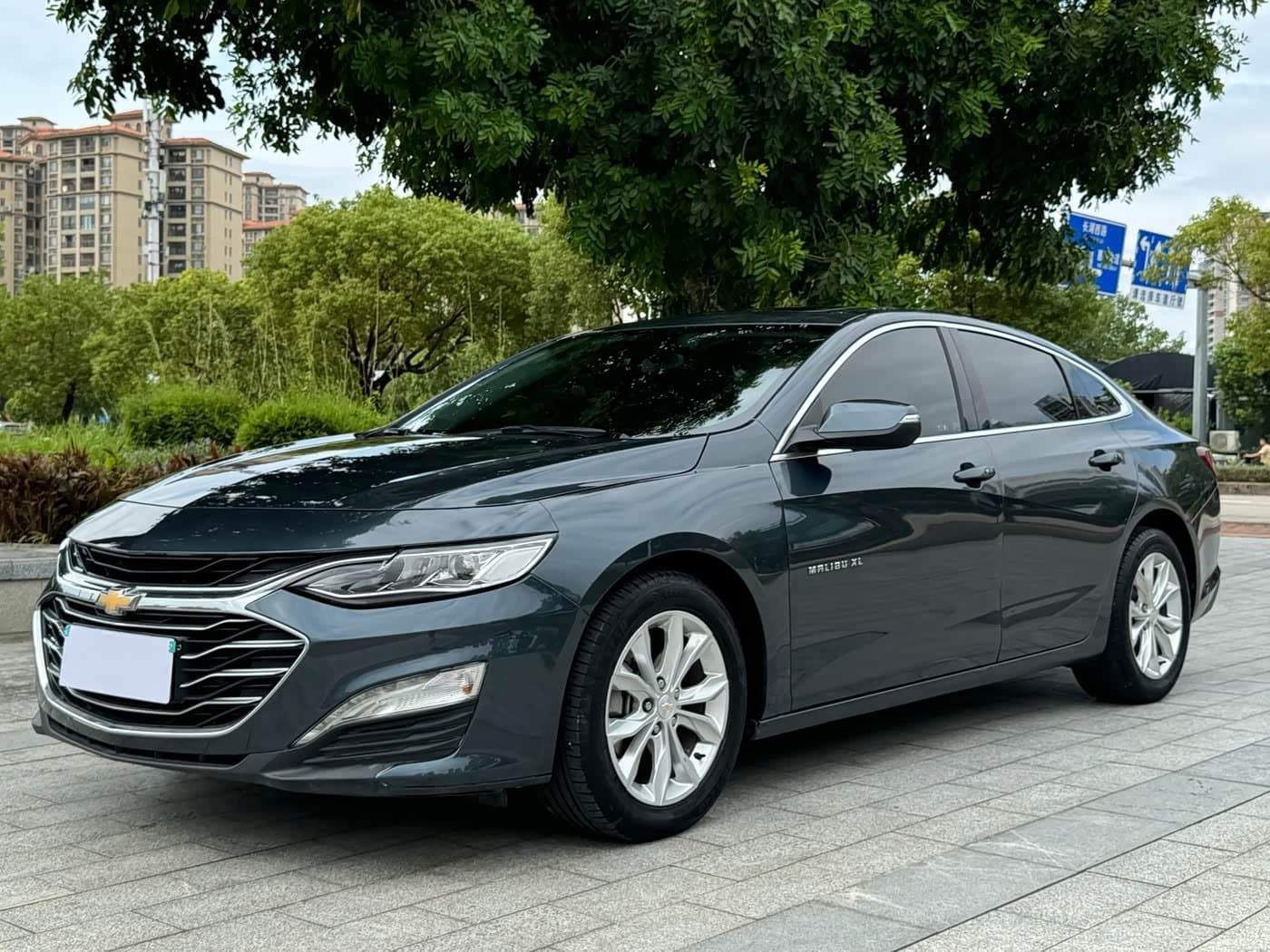 2021 Chevrolet Malibu XL 银灰色, 55,000 km, China export – photo 1