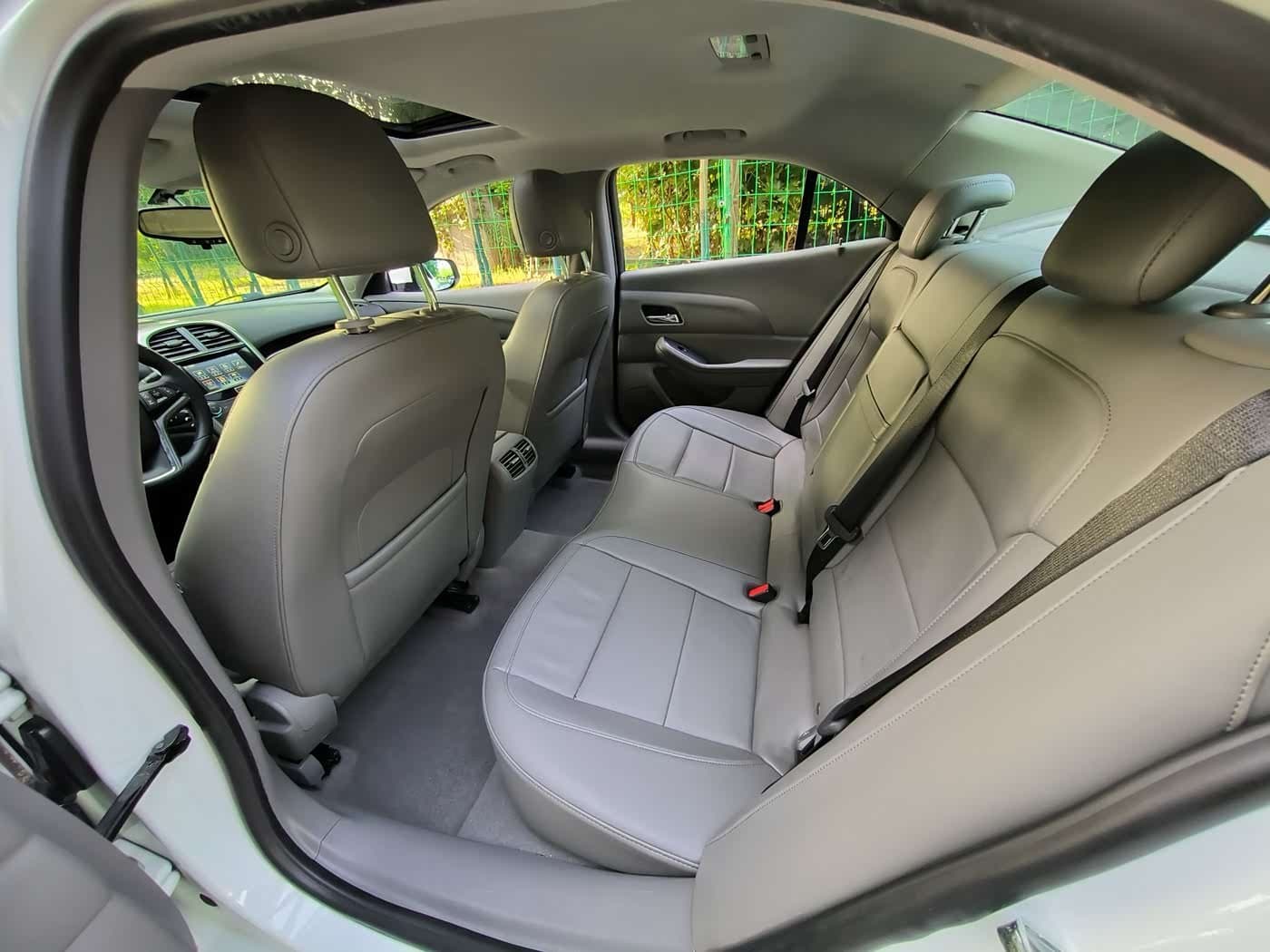 2014 Chevrolet Malibu White, 103,000 km, China export – photo 7