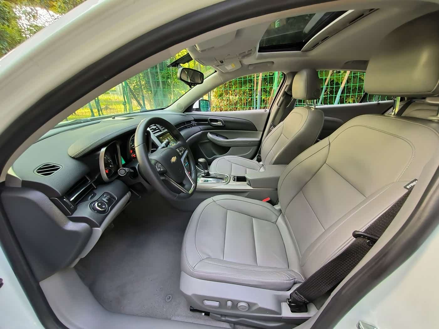 2014 Chevrolet Malibu White, 103,000 km, China export – photo 5