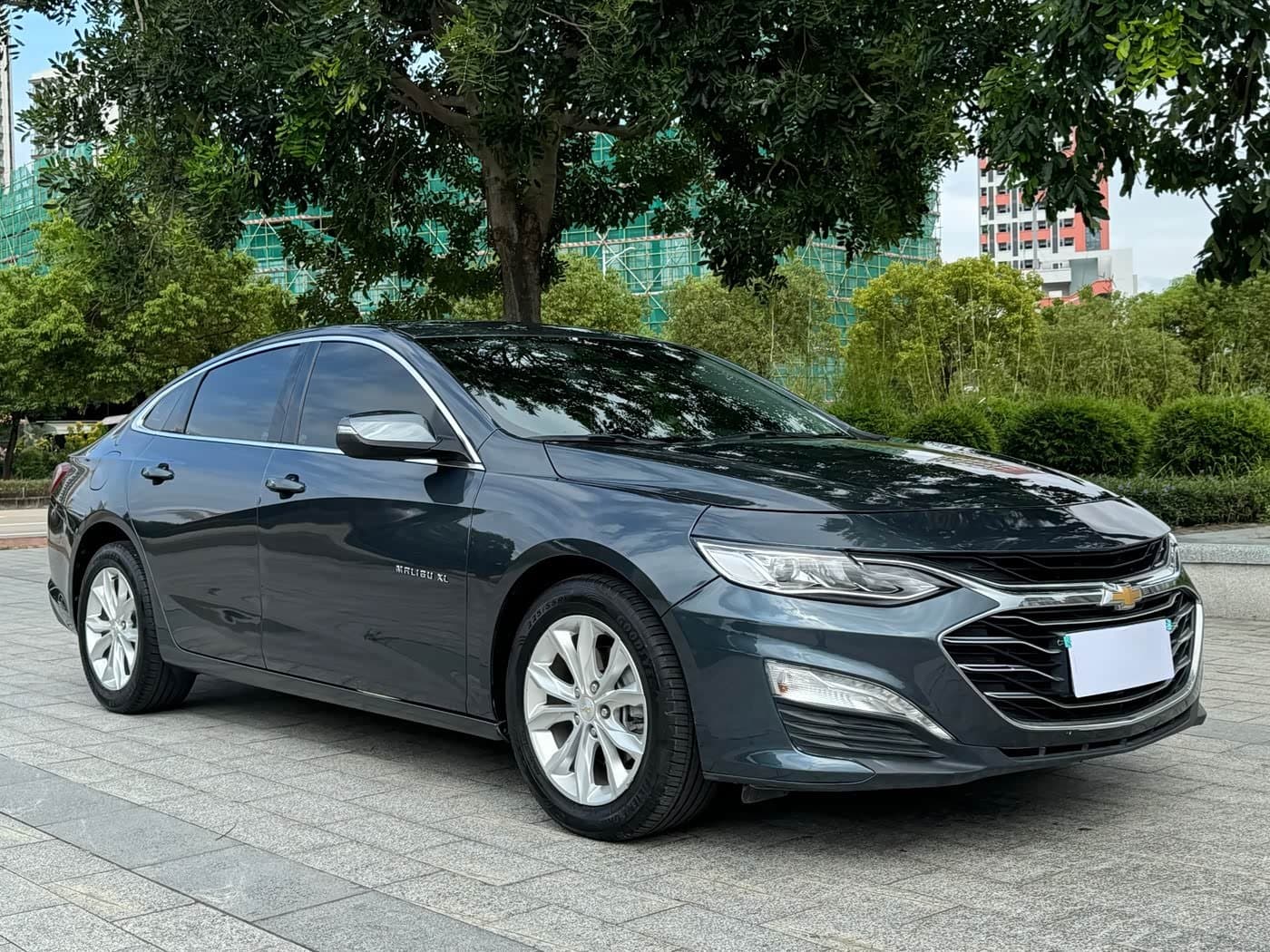 2021 Chevrolet Malibu XL 银灰色, 55,000 km, China export – photo 3
