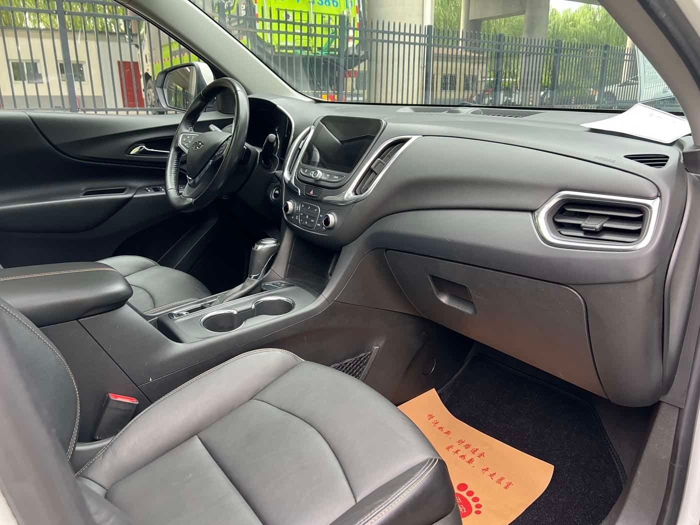2017 Chevrolet Equinox White, 61,000 km, China export – photo 6