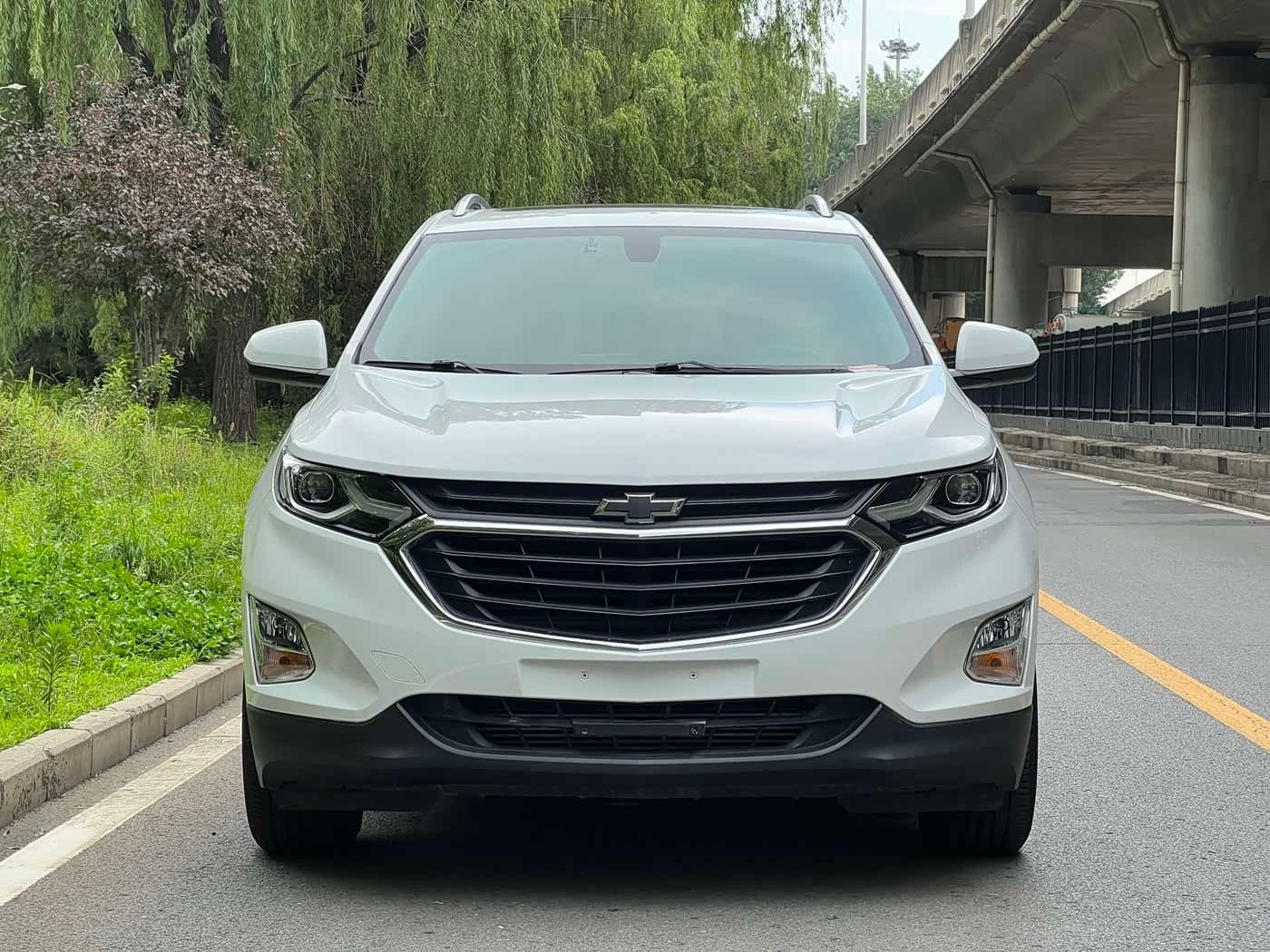 2017 Chevrolet Equinox White, 61,000 km, China export – photo 2