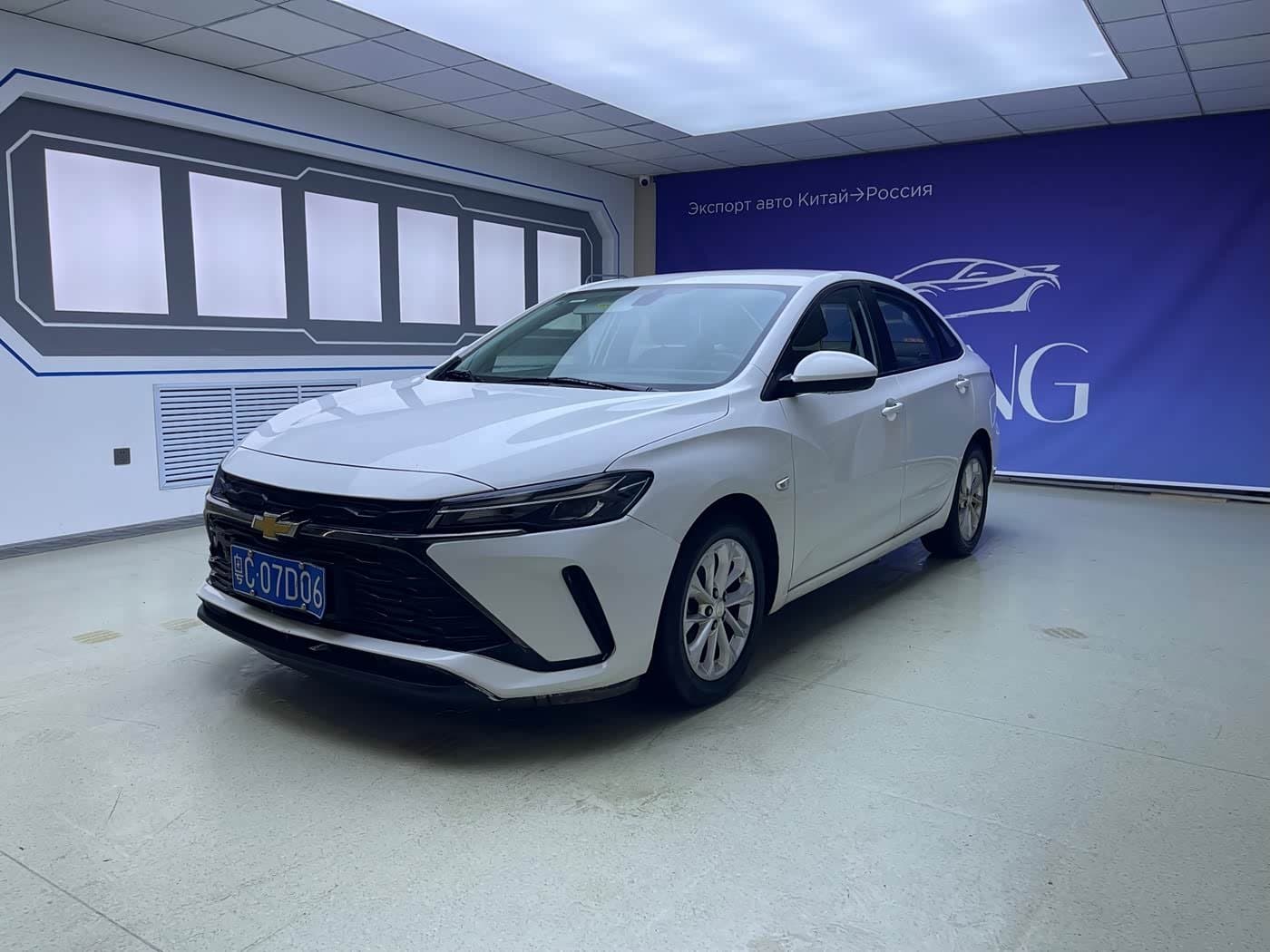 2022 Chevrolet Monza White, 36,000 km, China export – photo 1