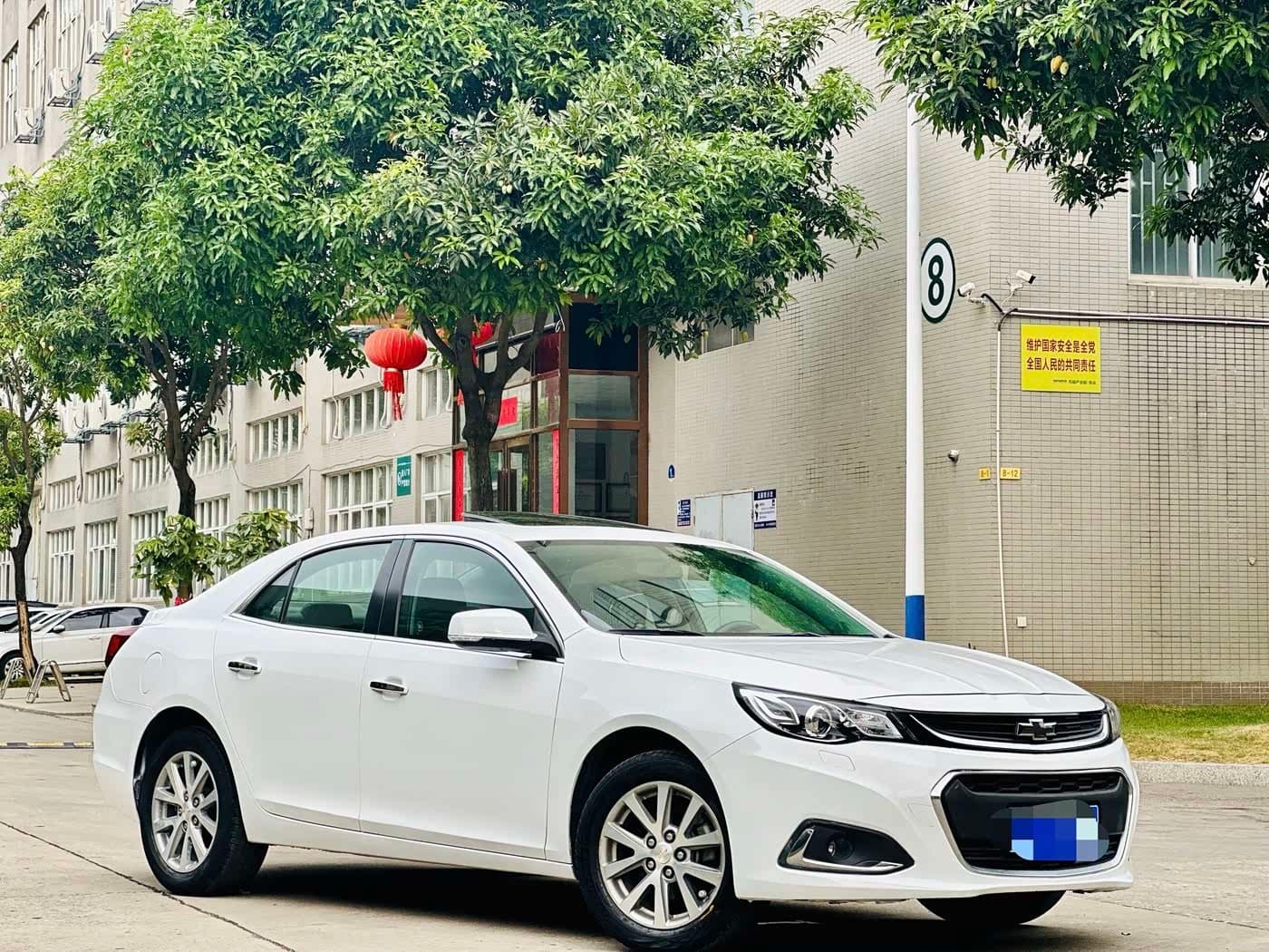2017 Chevrolet Malibu White, 57,000 km, China export – photo 1