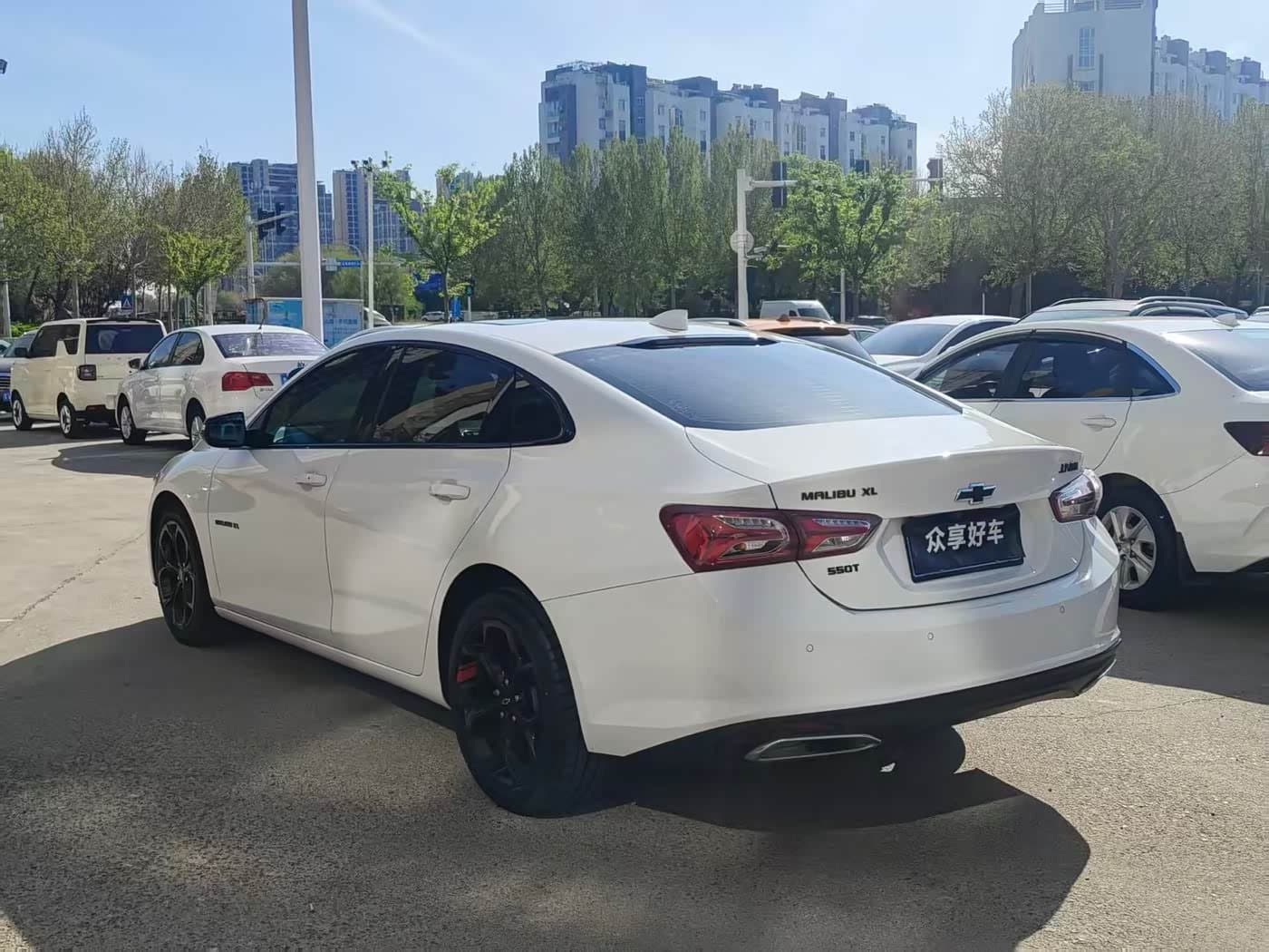 2020 Chevrolet Malibu XL White, 26,000 km, China export – photo 7