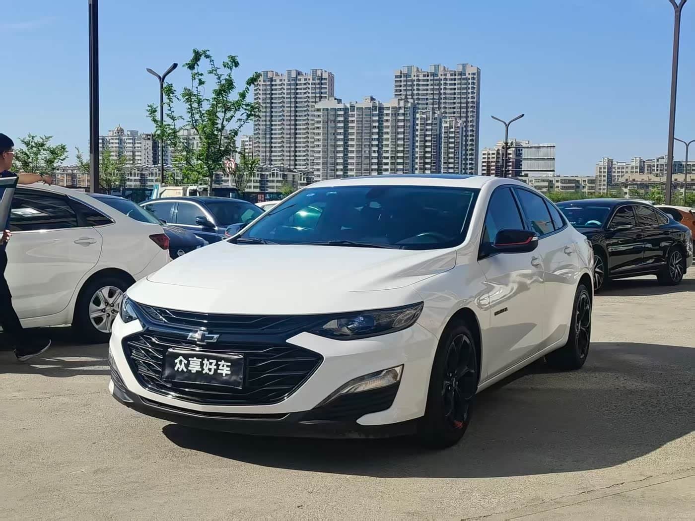 2020 Chevrolet Malibu XL White, 26,000 km, China export – photo 1