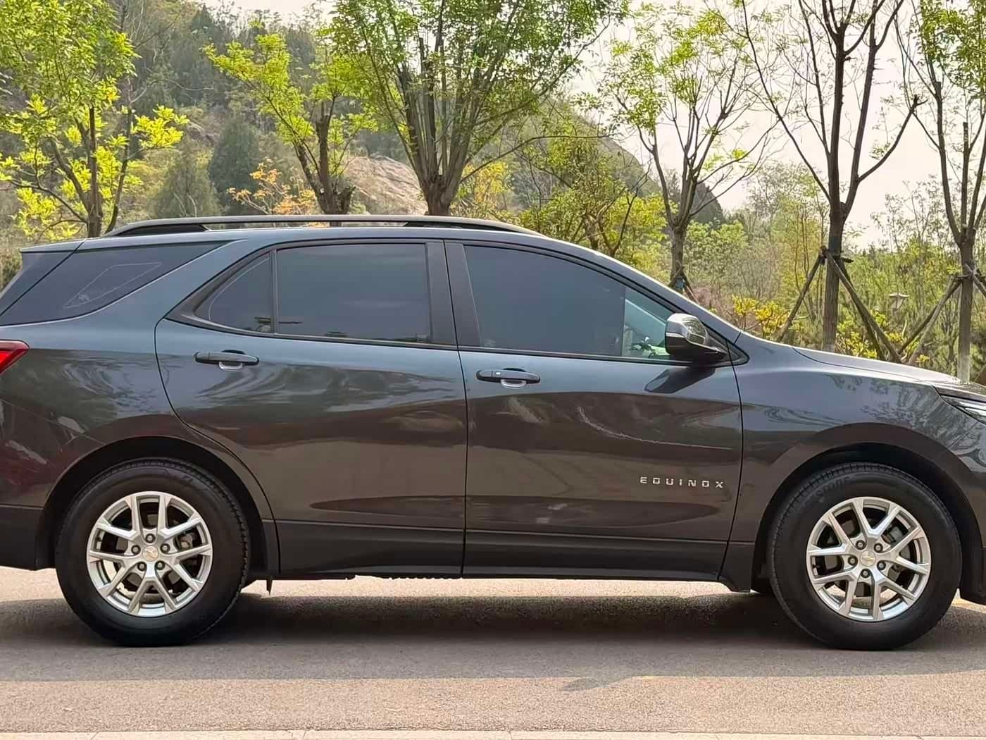 2020 Chevrolet Equinox 银灰色, 20,000 km, China export – photo 5
