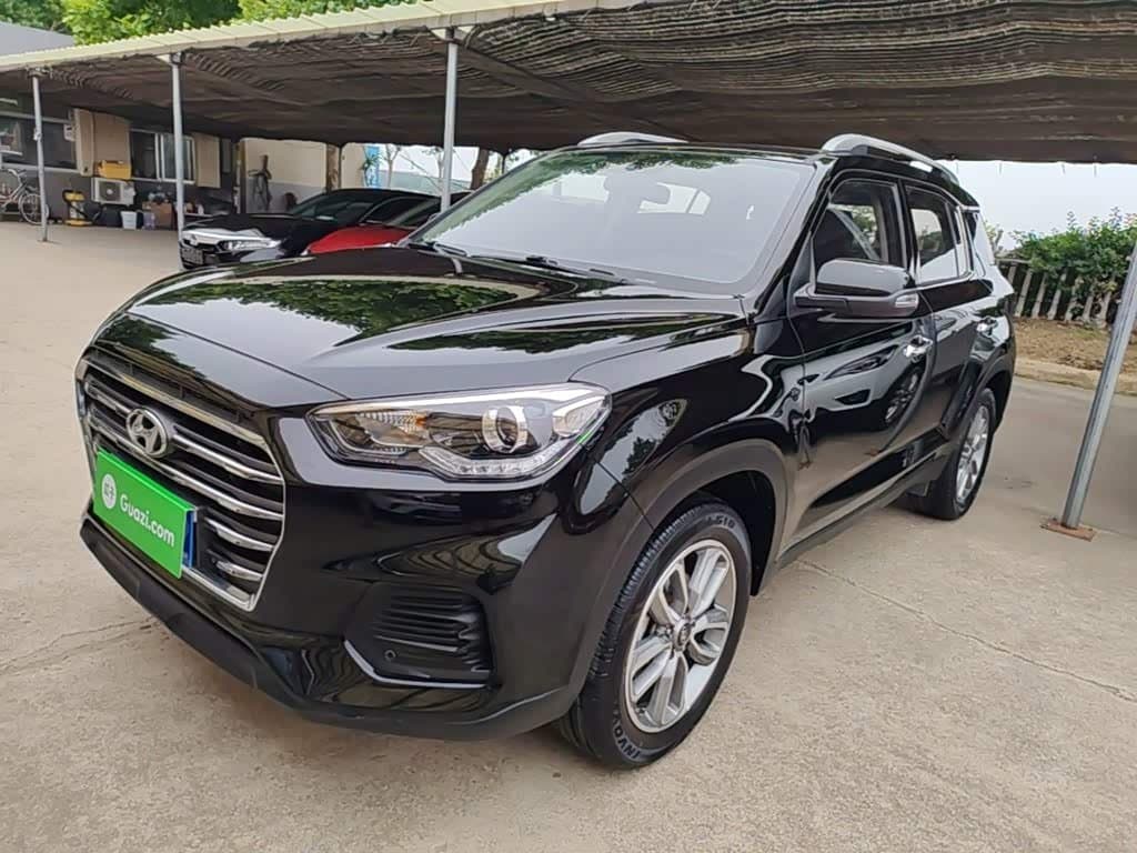 2020 Hyundai Beijing Hyundai ix35 Black, 67,800 km, China export – photo 1