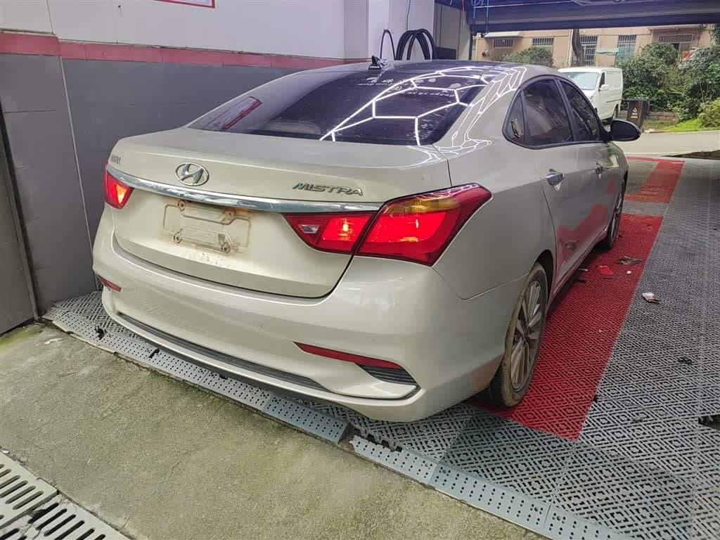 2017 Hyundai Mistra Champagne, 59,000 km, China export – photo 5