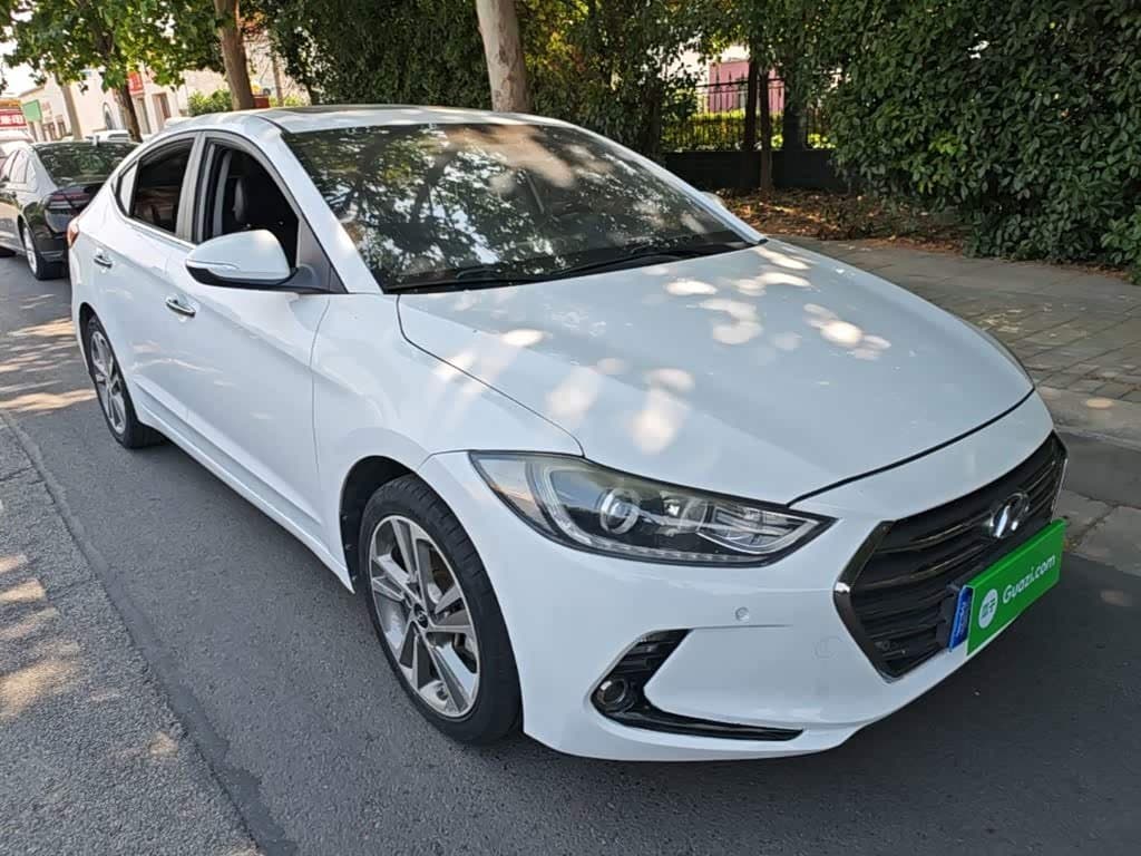 2016 Hyundai Elantra White, 93,000 km, China export – photo 4