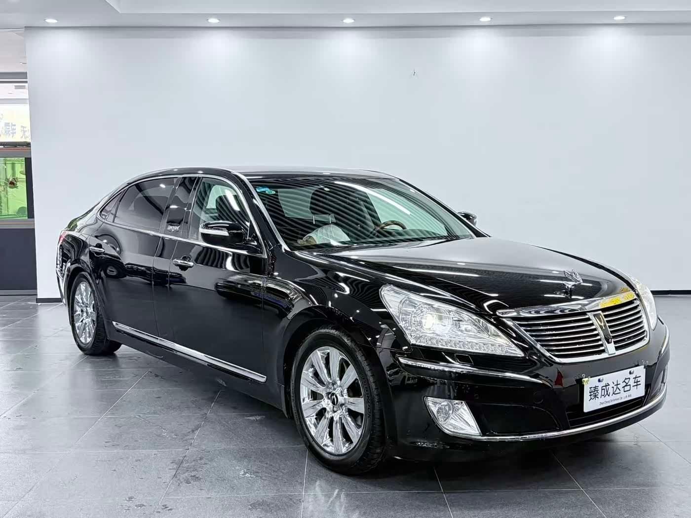 2012 Hyundai Equus Black, 160,000 km, China export – photo 3