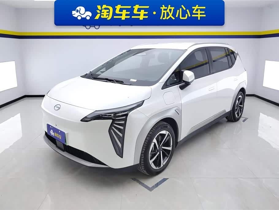 2025 Aion Y White, 12,200 km, China export – photo 1