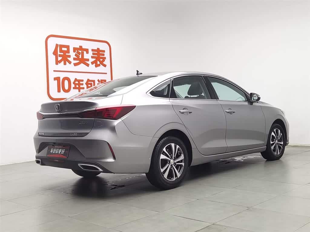 2020 Changan Eado 银灰色, 51,800 km, China export – photo 2