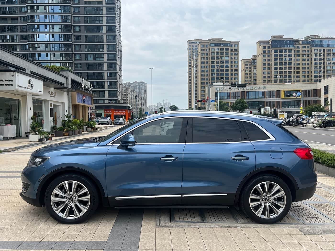 2018 Lincoln MKX Blue, 100,000 km, China export – photo 5