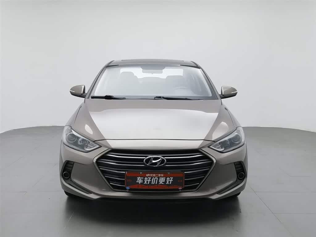 2016 Hyundai Elantra Champagne, 42,500 km, China export – photo 3