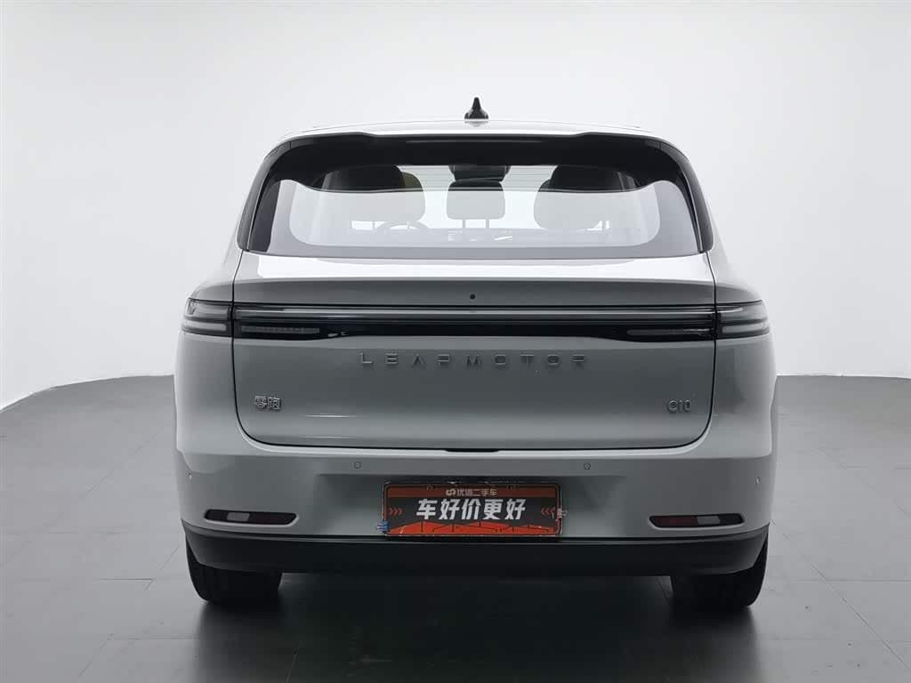 2025 Leapmotor C10 银灰色, 10,700 km, China export – photo 4