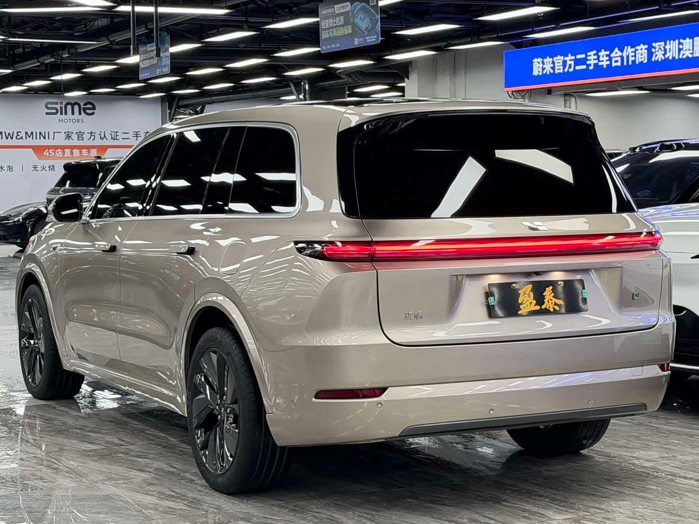 2022 Li Auto Li Xiang L9 Champagne, 53,000 km, China export – photo 6
