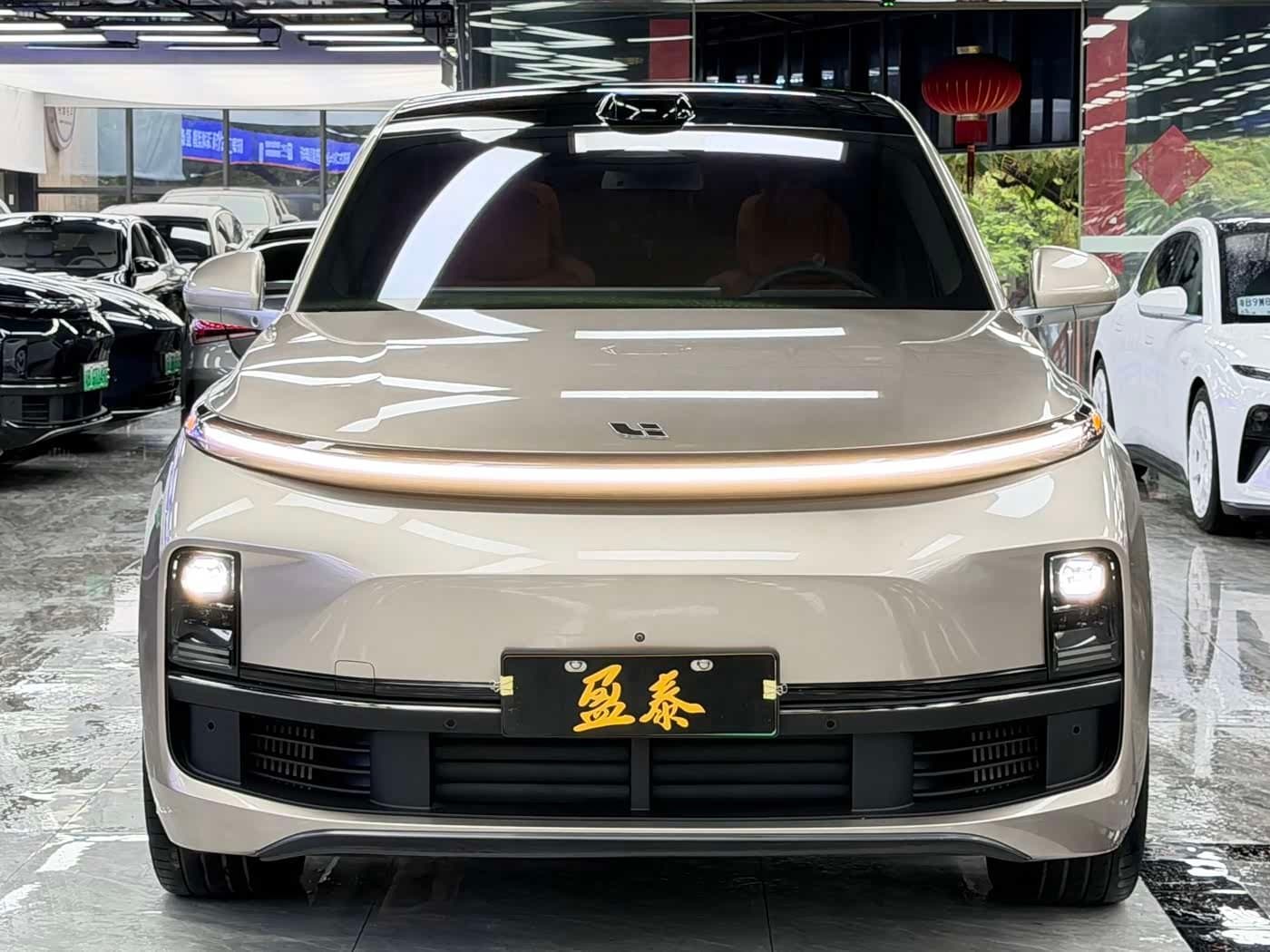2022 Li Auto Li Xiang L9 Champagne, 53,000 km, China export – photo 2