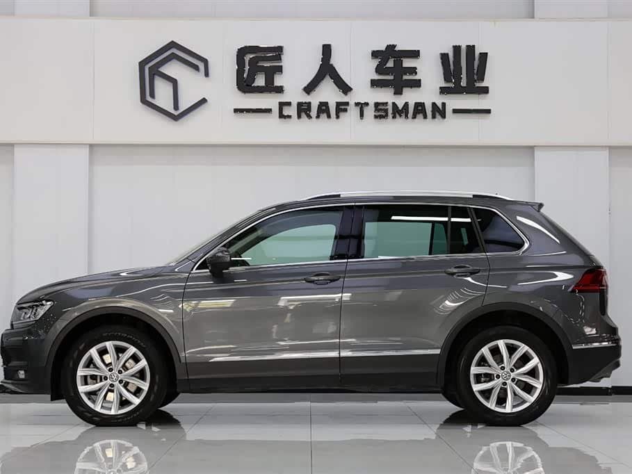 2017 Volkswagen Tiguan 银灰色, 48,000 km, China export – photo 4