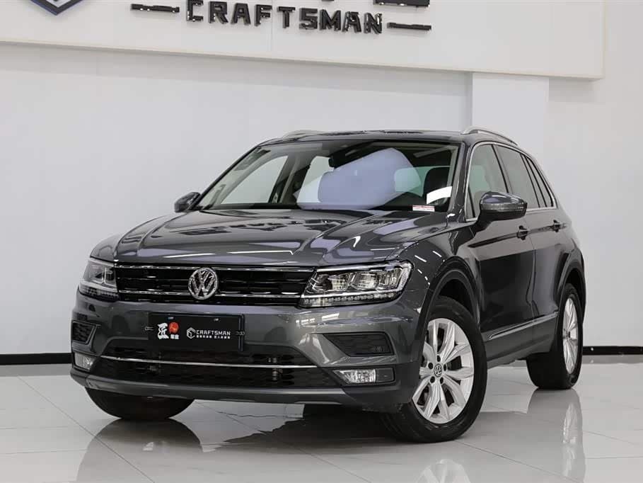 2017 Volkswagen Tiguan 银灰色, 48,000 km, China export – photo 2